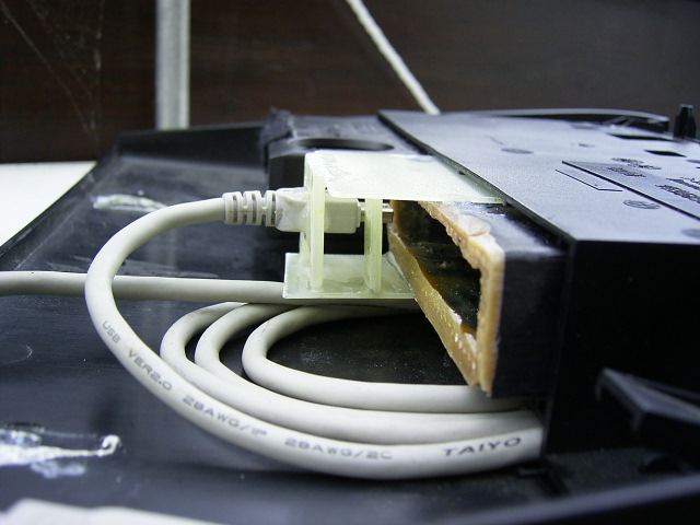 99RS-USB-4.JPG