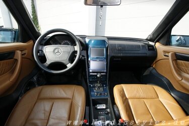 W202 hifi.jpg