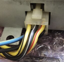 Stecker_DC2.jpg