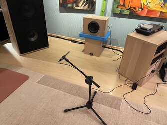 IMG_1161.jpg IMG_1161.jpg