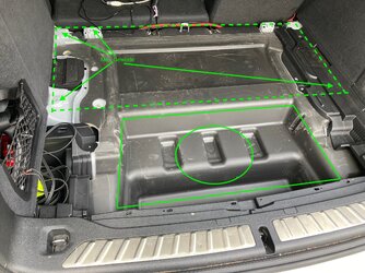 Kofferraum.jpeg Kofferraum.jpeg