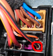 Quadlock mit Zündung Polo 9N3.png