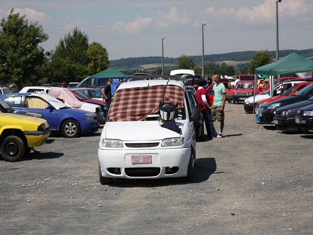 k-063vq7j.jpg