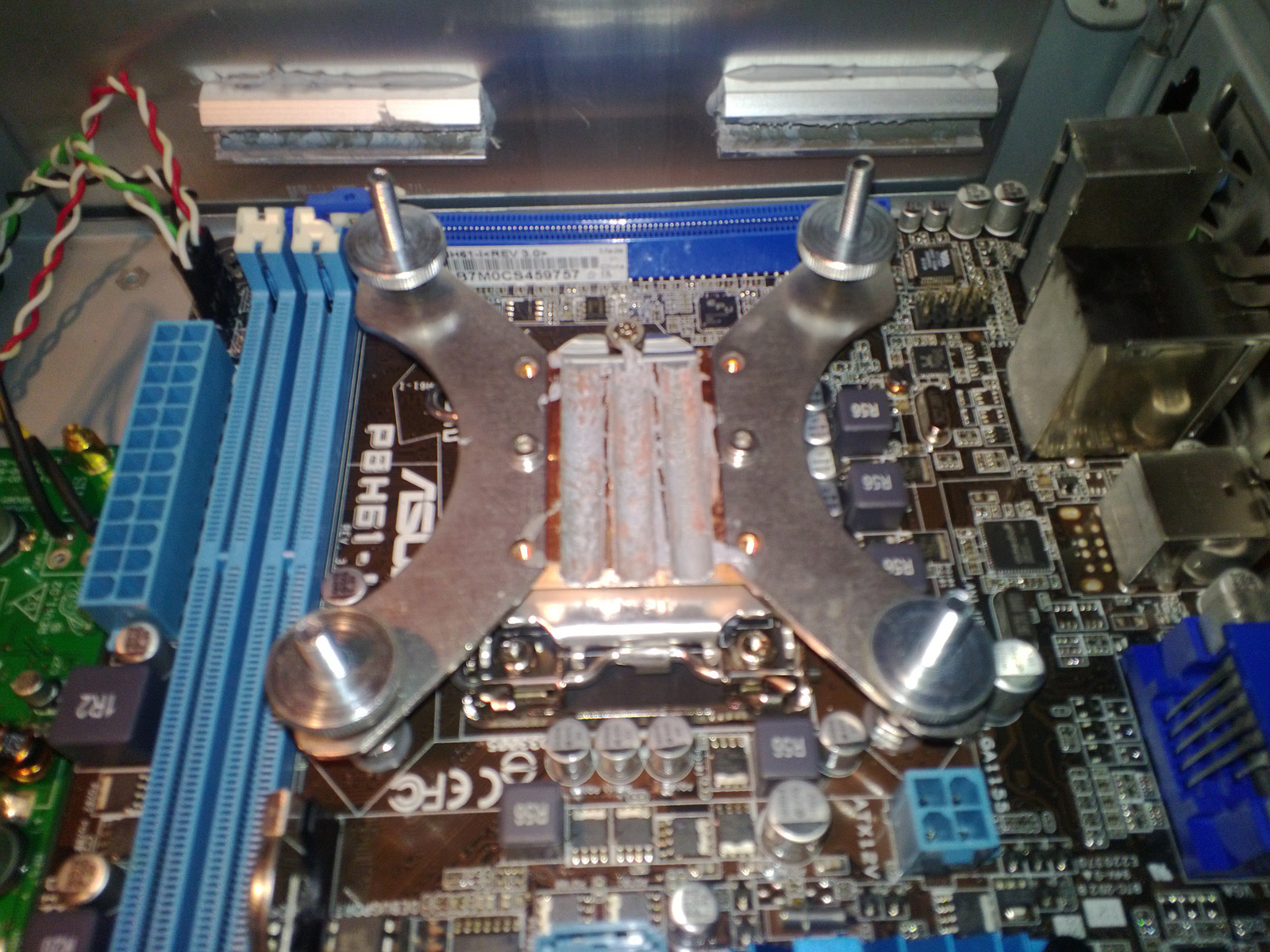 mediaserver_asrock_010.jpg