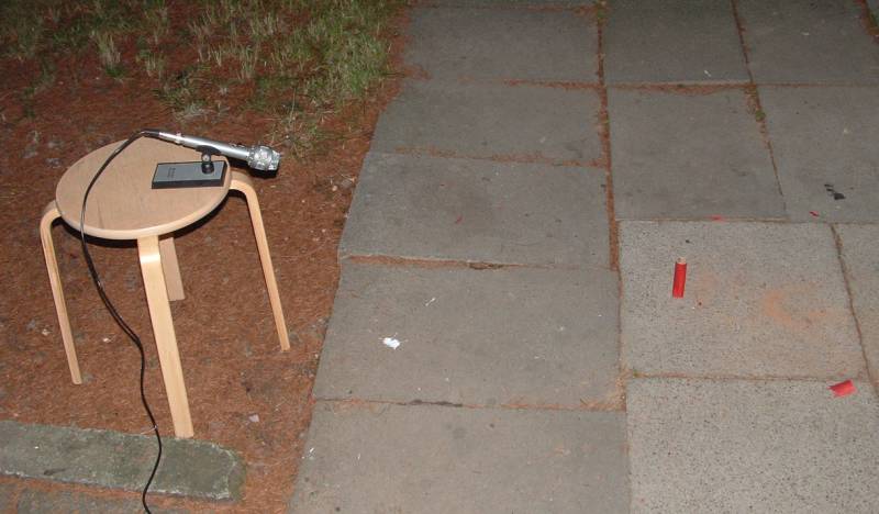 Mikrophon-Knaller-Feuerwerk.jpg